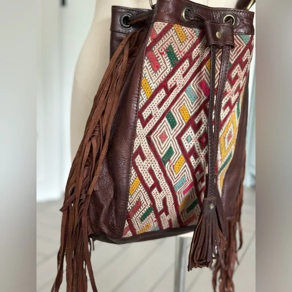 Moroccan Vintage cross body Kilim bag with fringe - Picture 7 of 7